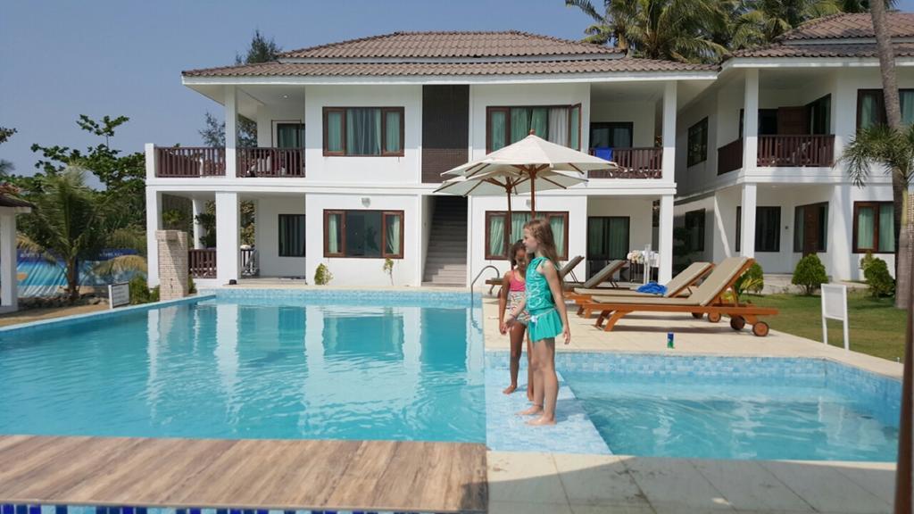 Hotel Lux Ngwesaung Luaran gambar