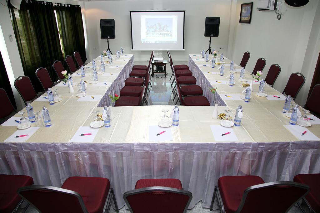 Hotel Lux Ngwesaung Luaran gambar