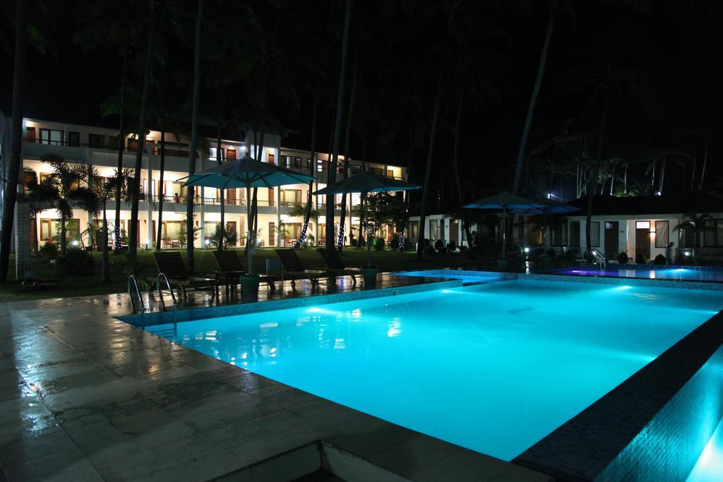 Hotel Lux Ngwesaung Luaran gambar